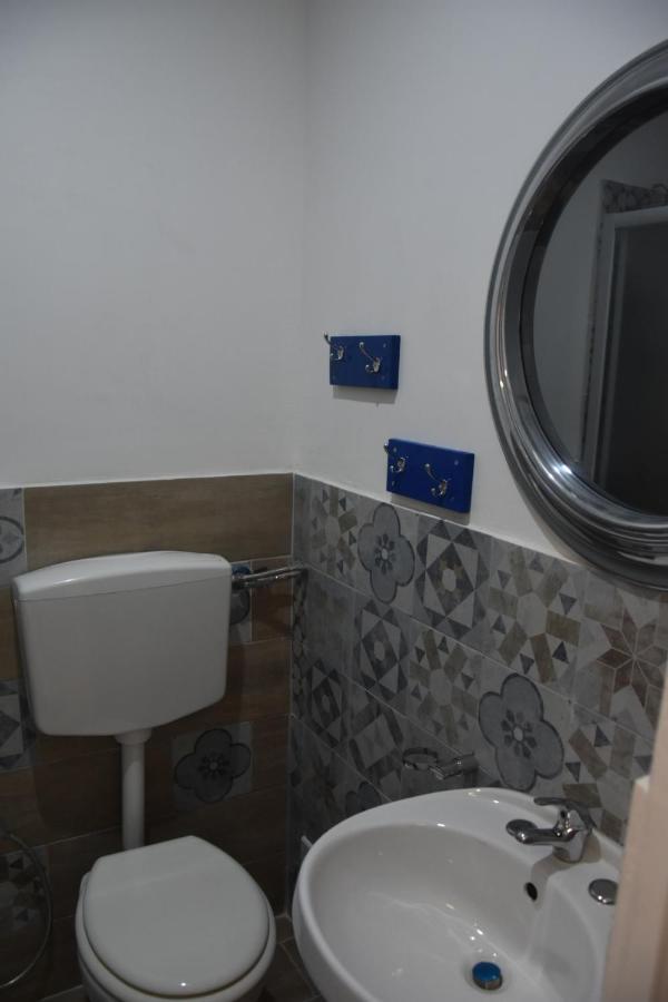 Aa Central Station Палермо Екстериор снимка